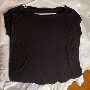 Black t shirt